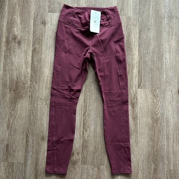 NWT Fabletics Oasis PureLuxe High Waisted 7/8 Leggings Burgundy Size Medium - Picture 2 of 6